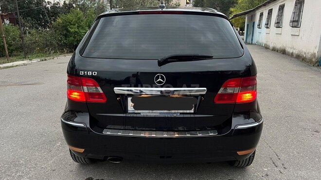 Mercedes B 170 2010, 155,000 km - 1.7 л - Sumqayıt