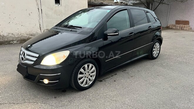 Mercedes B 170 2010, 155,000 km - 1.7 л - Sumqayıt