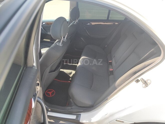 Mercedes C 200 2000, 470,000 km - 2.0 l - Salyan
