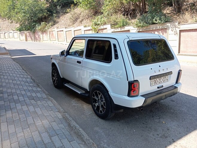 LADA (VAZ) Niva 2015, 190,000 km - 1.7 l - Yardımlı