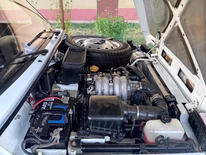 LADA (VAZ) Niva 2015, 190,000 km - 1.7 l - Yardımlı