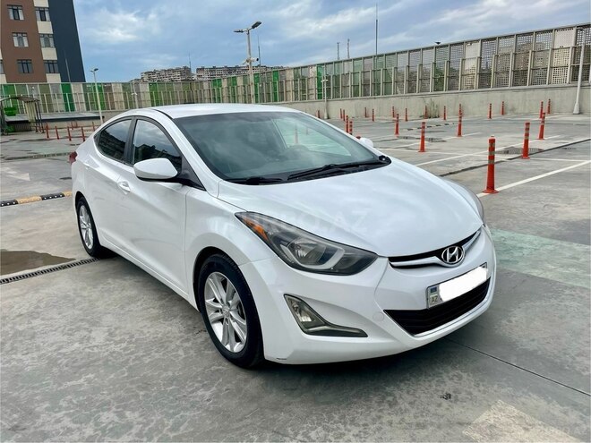 Hyundai Elantra 2015, 173,809 km - 1.8 l - Bakı