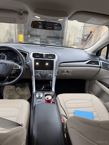 Ford Fusion (North America) 2018, 174,500 km - 1.5 l - Masallı