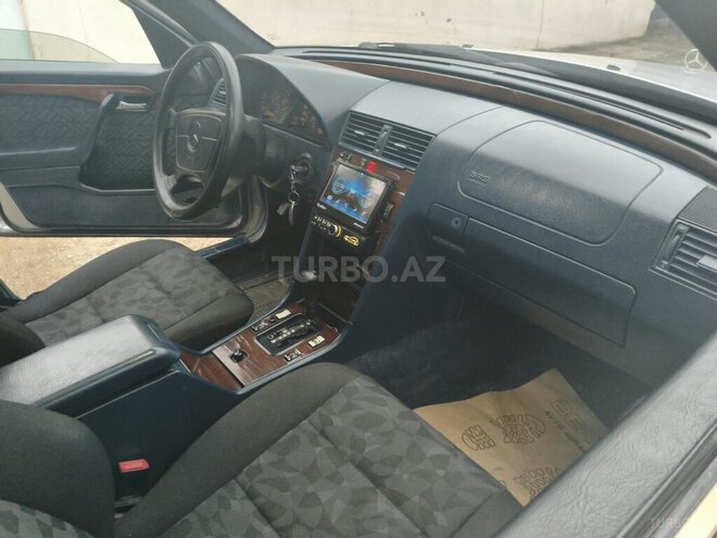 Mercedes C 220 1995, 631,283 km - 2.2 l - Bakı