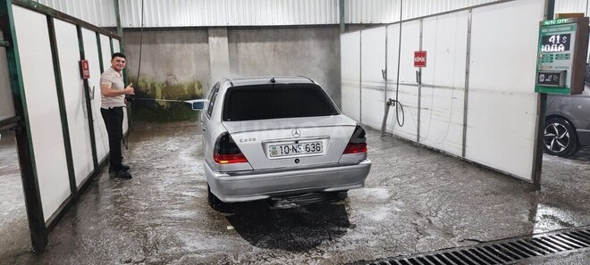 Mercedes C 220 1995, 631,283 km - 2.2 l - Bakı