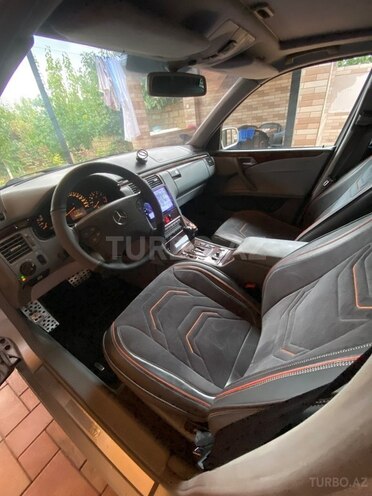 Mercedes E 240 2001, 258,000 km - 2.4 л - Xırdalan