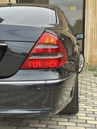 Mercedes E 220 2002, 304,000 km - 2.2 л - Bakı