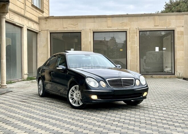 Mercedes E 220 2002, 304,000 km - 2.2 л - Bakı