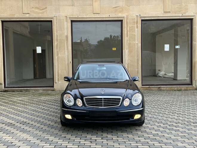 Mercedes E 220 2002, 304,000 km - 2.2 л - Bakı