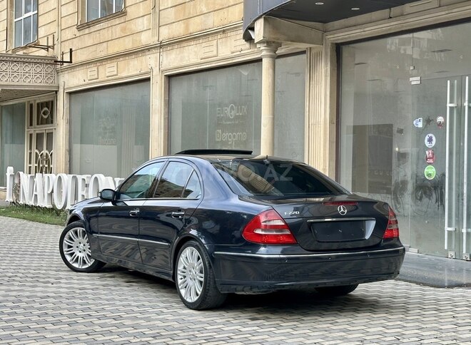 Mercedes E 220 2002, 304,000 km - 2.2 л - Bakı