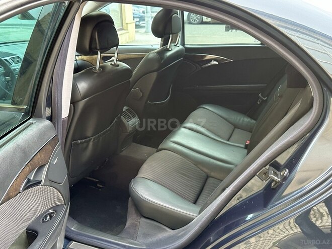 Mercedes E 220 2002, 304,000 km - 2.2 л - Bakı