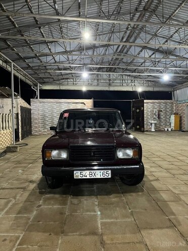 LADA (VAZ) 2107 2004, 36,000 km - 1.6 l - Salyan