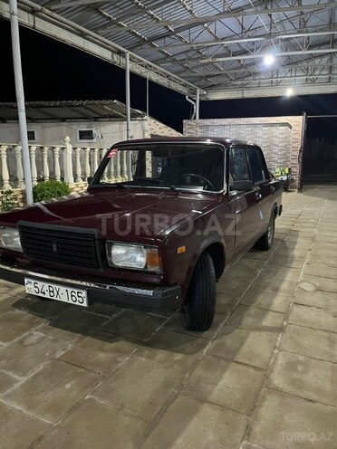 LADA (VAZ) 2107 2004, 36,000 km - 1.6 l - Salyan