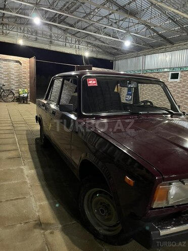 LADA (VAZ) 2107 2004, 36,000 km - 1.6 l - Salyan