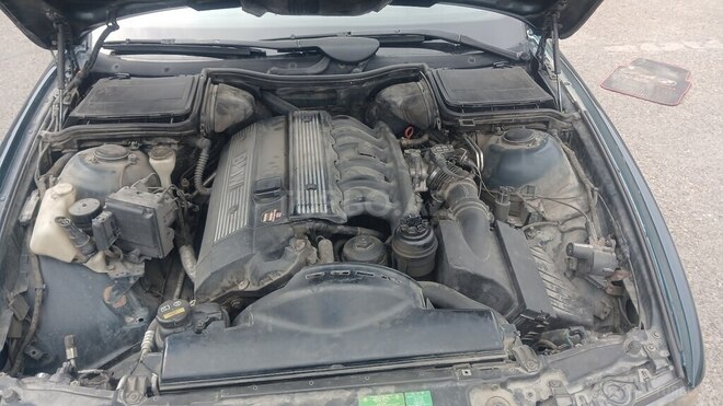 BMW 528 1997, 410,000 km - 2.8 l - Bakı