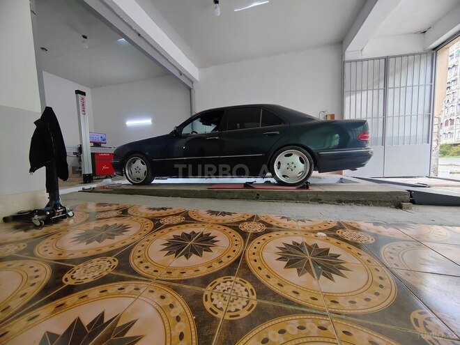 Mercedes E 320 2000, 556,856 km - 3.2 l - Gəncə