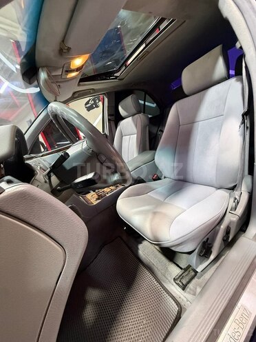 Mercedes E 270 1999, 315,000 km - 2.7 l - Sumqayıt