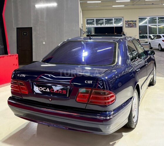 Mercedes E 270 1999, 315,000 km - 2.7 l - Sumqayıt