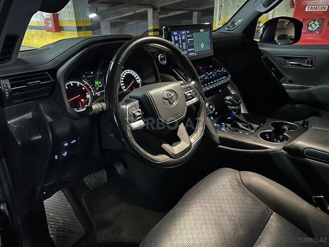 Toyota Land Cruiser 2021, 124,000 km - 3.5 л - Bakı