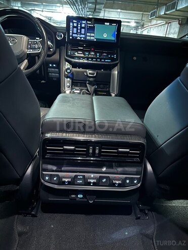 Toyota Land Cruiser 2021, 124,000 km - 3.5 л - Bakı