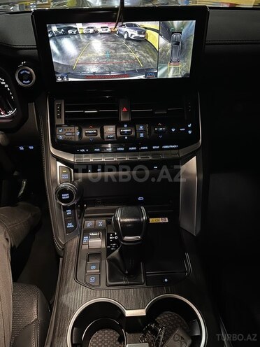 Toyota Land Cruiser 2021, 124,000 km - 3.5 л - Bakı