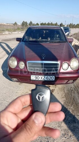 Mercedes E 200 1997, 554,343 km - 2.2 l - Bakı