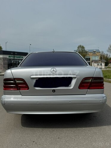 Mercedes E 220 2000, 450,623 km - 2.2 l - Ağstafa