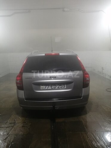 Kia  2008, 200,000 km - 1.4 l - Quba