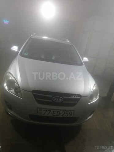 Kia  2008, 200,000 km - 1.4 l - Quba