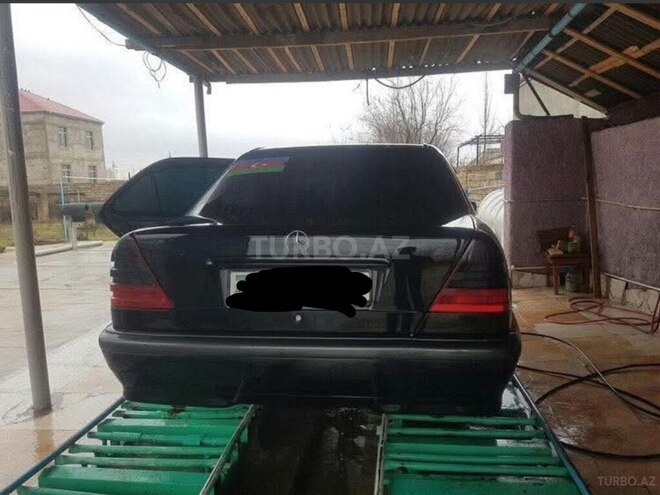 Mercedes C 180 1996, 330,000 km - 1.8 l - Bakı