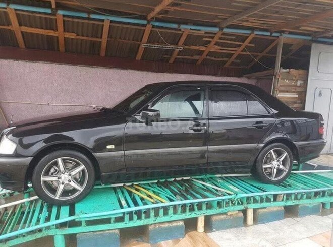 Mercedes C 180 1996, 330,000 km - 1.8 l - Bakı