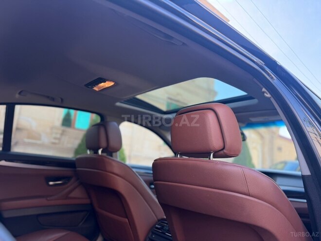 BMW 528 2014, 235,000 km - 2.0 l - Gəncə