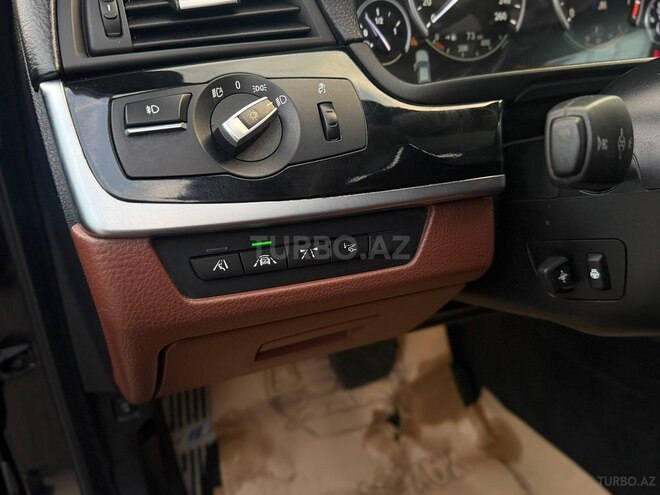 BMW 528 2016, 143,000 km - 2.0 l - Gəncə