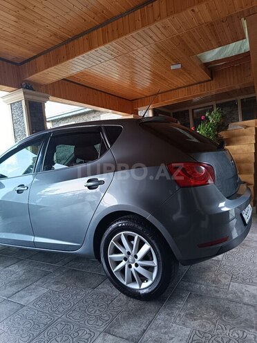 SEAT Ibiza 2013, 318,000 km - 1.6 l - Bakı