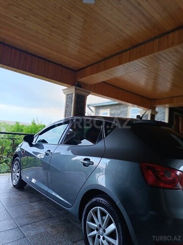 SEAT Ibiza 2013, 318,000 km - 1.6 l - Bakı