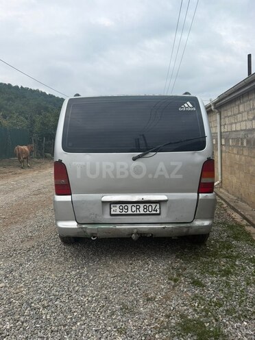 Mercedes  1999, 652,500 km - 2.1 l - Quba