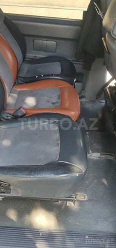 Mercedes  1999, 652,500 km - 2.1 l - Quba
