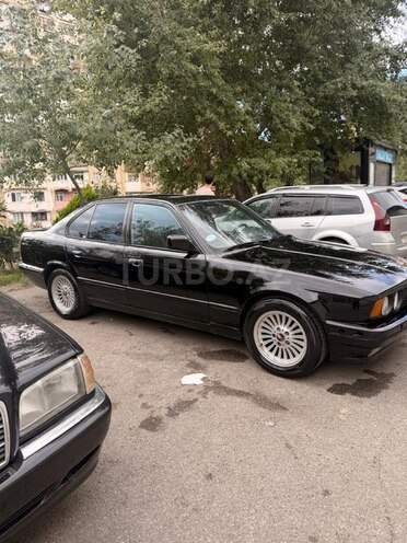 BMW 525 1992, 350,000 km - 2.5 л - Bakı
