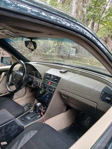 Mercedes C 220 1995, 450,000 km - 2.2 l - Ağstafa