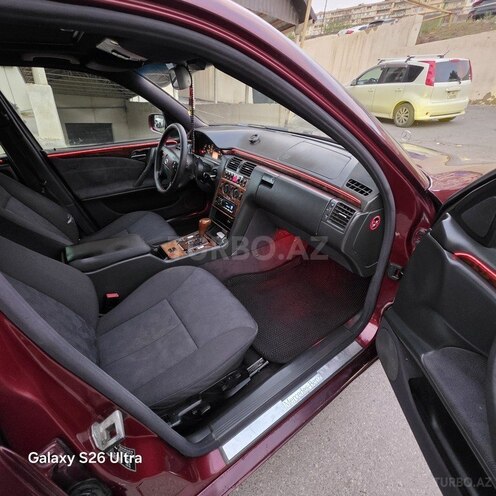 Mercedes E 200 1999, 380,000 km - 2.0 l - Bakı