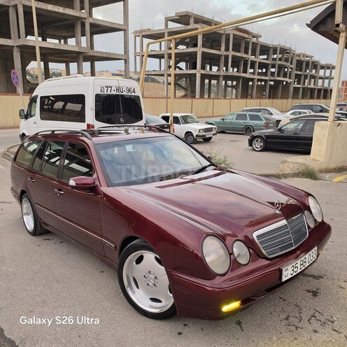 Mercedes E 200 1999, 380,000 km - 2.0 l - Bakı