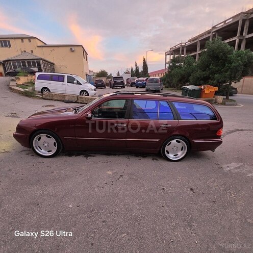Mercedes E 200 1999, 380,000 km - 2.0 l - Bakı