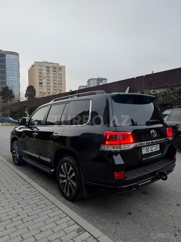 Toyota Land Cruiser 2017, 134,900 km - 4.0 l - Bakı