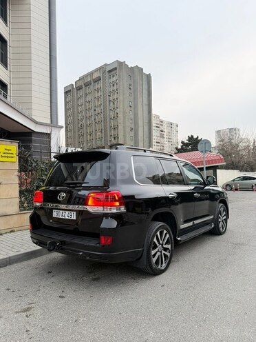 Toyota Land Cruiser 2017, 134,900 km - 4.0 l - Bakı