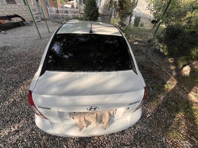 Hyundai Accent 2010, 373,000 km - 1.4 л - Kürdəmir