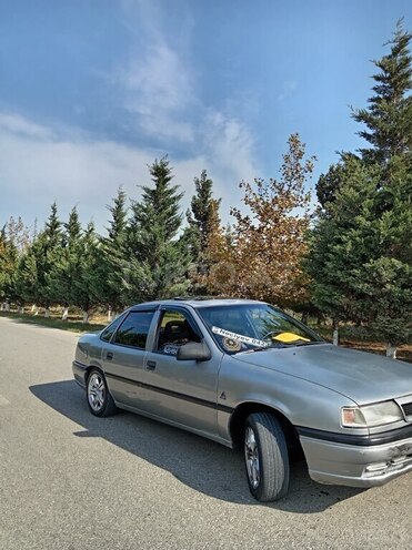 Opel Vectra 1993, 60,000 km - 1.8 l - Bakı