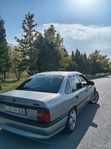 Opel Vectra 1993, 60,000 km - 1.8 l - Bakı