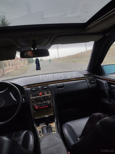 Mercedes E 280 1996, 434,300 km - 2.8 л - Gəncə