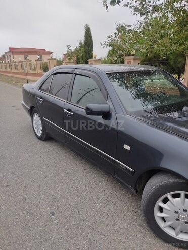 Mercedes E 280 1996, 434,300 km - 2.8 л - Gəncə