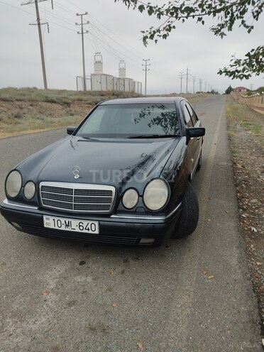 Mercedes E 280 1996, 434,300 km - 2.8 л - Gəncə